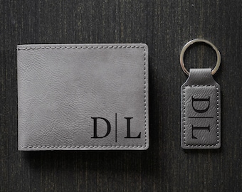 Personalized Wallet Engraved Mens Wallet Fathers Day Engraved Gift for Dad Leather Bifold Wallet Men Monogram Wallet and Keychain Set