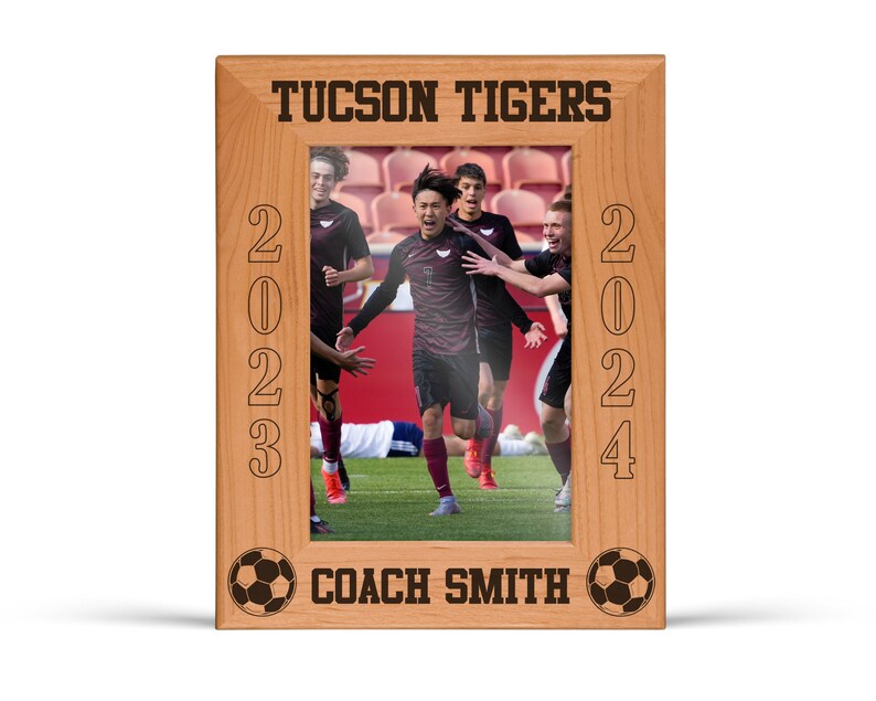 Soccer Coach Picture Frame Engraved Wood Frame 4x6 or 5x7 Coach Gifts Soccer Personalized End of Season Team Photo Coach Thank You Gift Vertical