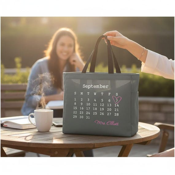 Bride to be Tote Bag Future Mrs Tote Bride Bag for Wedding Day Bridal Shower Gift for Bride Wedding Countdown Calendar Wedding Planning Gift