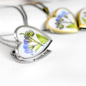 Heart locket necklace remember resin Photo locket pendant Forget me not flower necklace Real flower Pressed flowers image 1