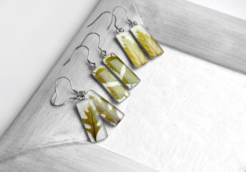 Green leaf earrings resin Dried flower earrings Pressed leaf real flowers earrings image 1