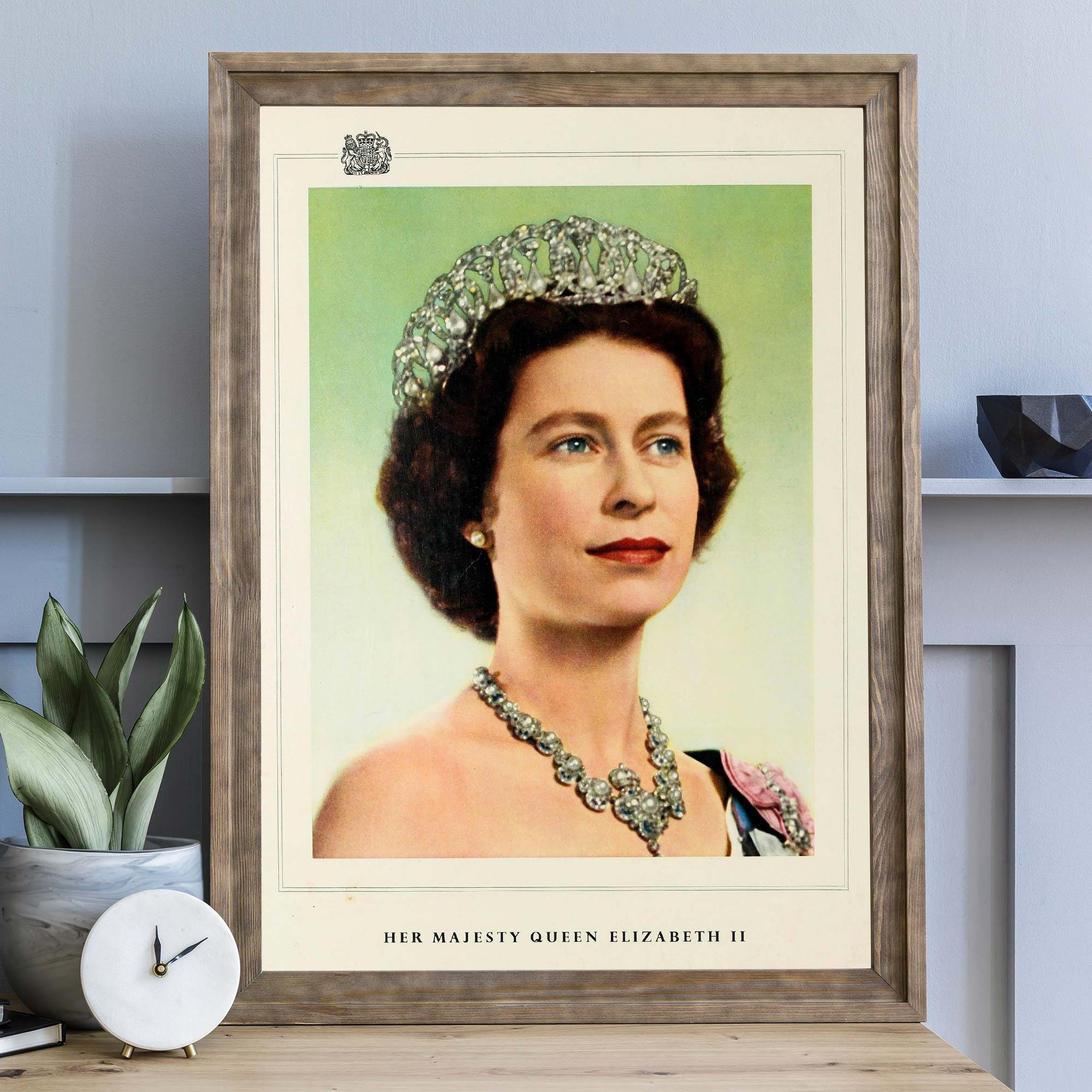 Queen Elizabeth Print Vintage Queen of England Poster HRH Etsy