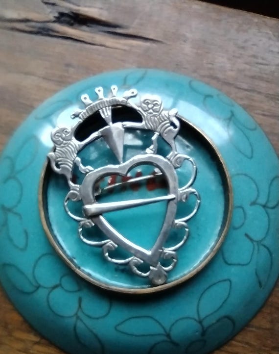 Antique Luckenbooth Heart Brooch, Scottish Pin, Scottish jewelry, Scottish Luckenbooth Brooch, Scottish Brooch, Hallmarked, Lions, Engraved