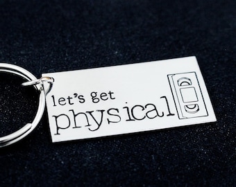 Lets Get physischem VHS Keychain
