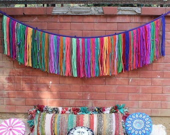 Cenefa de trapo bohemio: pancarta de tela sari reciclada, decoración hippie