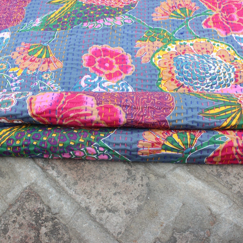 kantha throw Gray Bohemian quilt kantha quilt Boho quilt kantha Blanket Floral Indian quilts Boho bedding kantha bedding boho decor