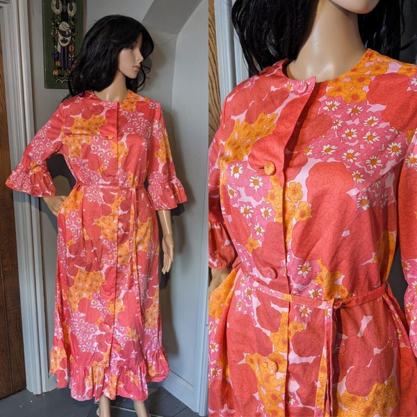 Vintage 60s 70s Cotton Flower Power Daisy Maxi Frill Dressing Gown Robe 40" S M // UK 8 10 12 14 // EU 36 38 40 42 // US 4 6 8 10