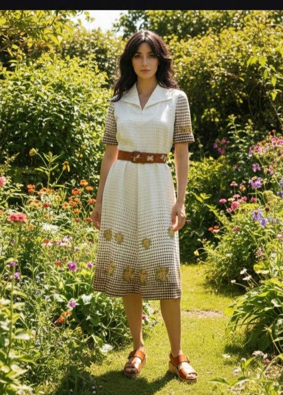 70s skater dress 300 713 Skater Dress Hippie Horsey 70s Float