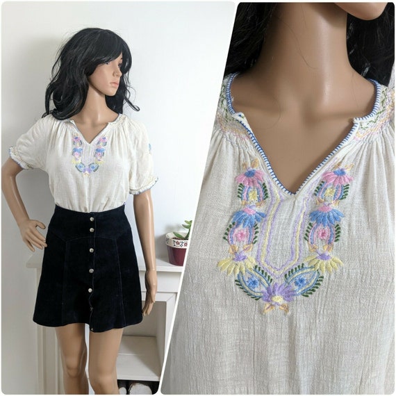 Vintage 70s Embroidered Floral Cheesecloth Peasant