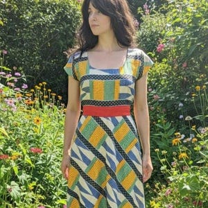 Vintage 70s Cotton Patchwork Sash Tie A line Printed Skater Dress  / UK 10 12  / EU 38 40 / US 6 8