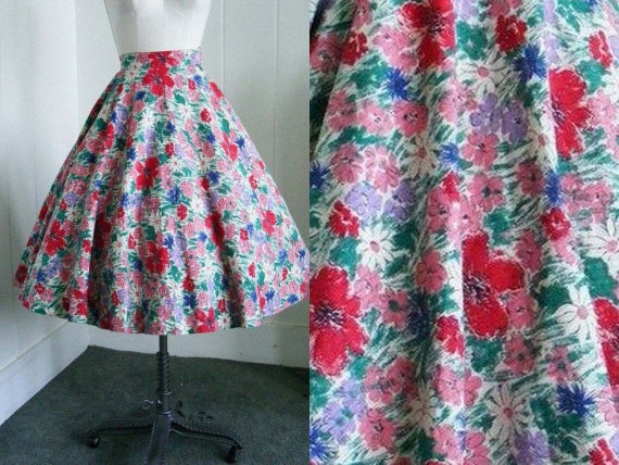 1950's Vintage Pink Red Blue and Green Floral Ful… - image 1