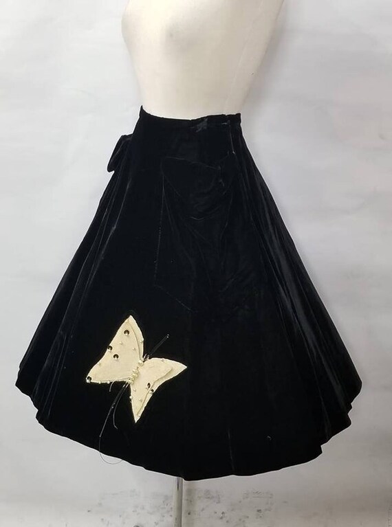 1950 Vintage Silk Velvet Skirt with Movable Butte… - image 5