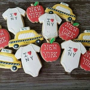 36 New York themed Baby Cookies