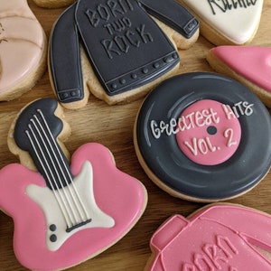 Born two rock, rock music themed cookies (36 cookies)