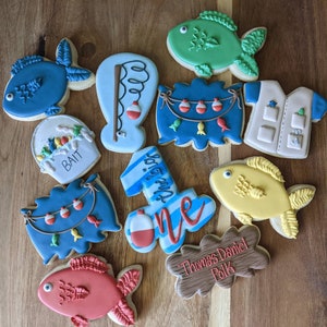 Ofishially one, fishing cookies (36 cookies)