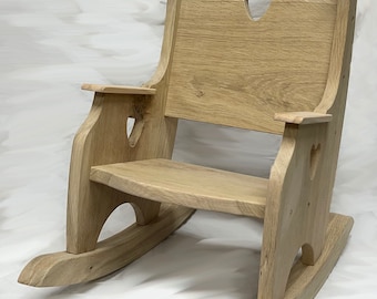 Vtg Childs Rocking chair , toddlers rocker , wood , spindle