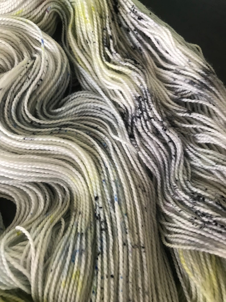 7525 Superwash Merino Nylon Fingering Sock Weight 2-ply 464 yds per 100g skein Lolly Blue Bright Green Black Speckled Yarn