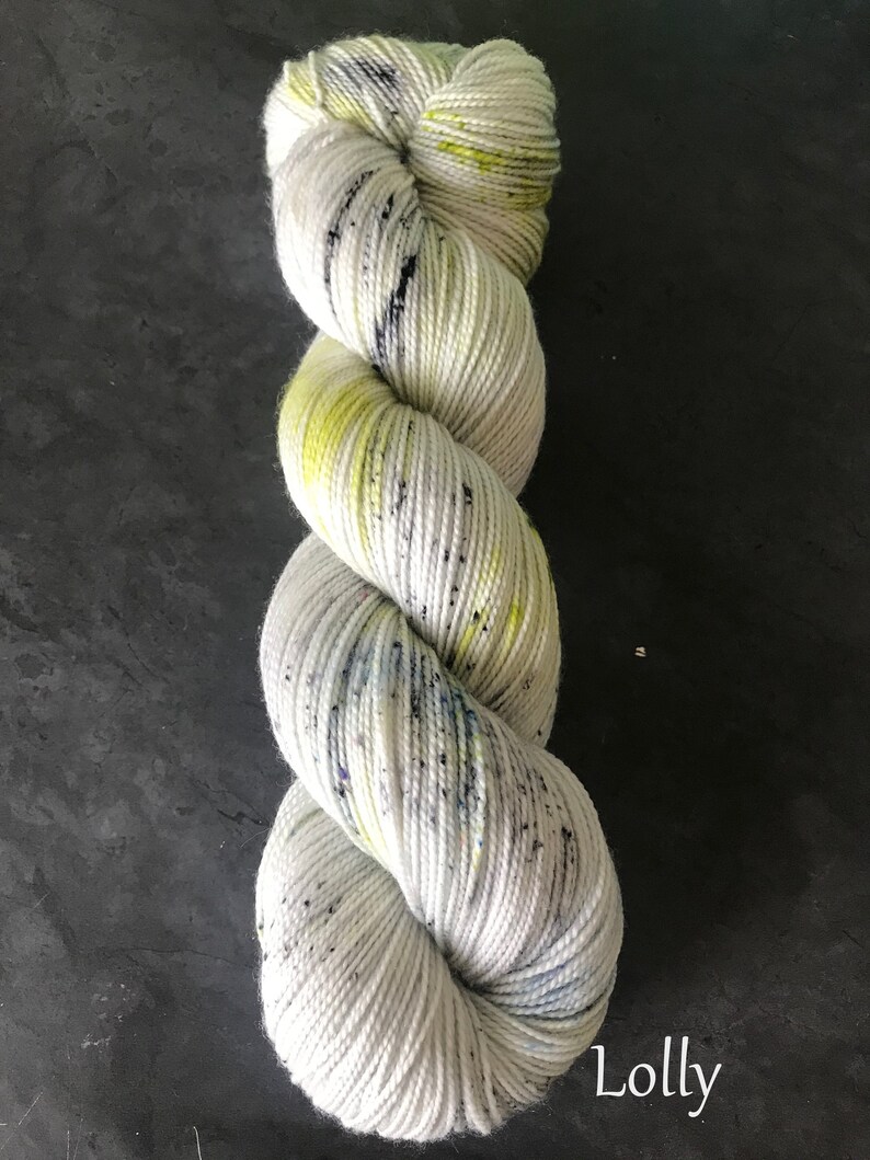 7525 Superwash Merino Nylon Fingering Sock Weight 2-ply 464 yds per 100g skein Lolly Blue Bright Green Black Speckled Yarn