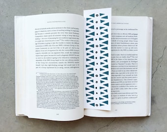 Wonky Pattern // Bookmark