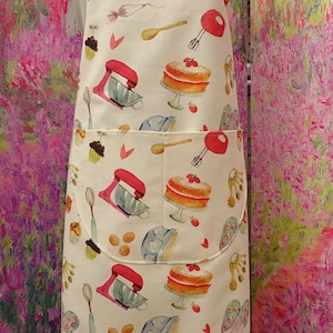 Baking Apron with/without pocket ,  With or without adjustable neck strap.  Hand Embroidered Name Option  Mothers Day Apron UK