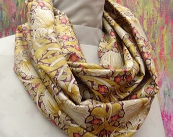 Écharpe à imprimé Liberty. William Morris mouron.  Infini ou long.  Coton Pelouse Tana. 134 x 22 cm