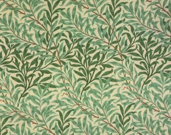 William Morris Waterproof Apron, Willow Bough Print, Wipeable Coated Cotton