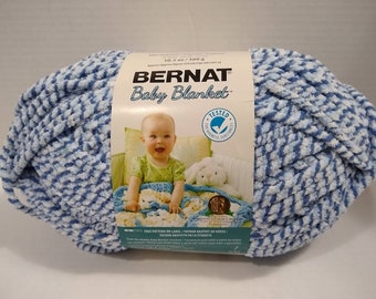 Bernat Baby Blanket Yarn Blue Twist 10.5 ounce / Super Bulky 6