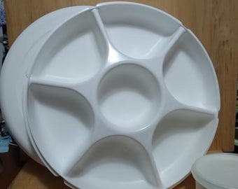 Vintage Tupperware Storage Container / Divided Veggie Relish Party Tray with Lid