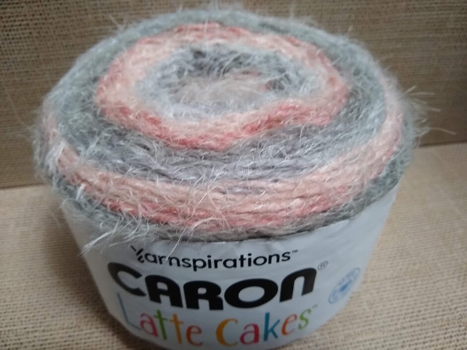 Caron Latte Cakes Yarn,8.8oz/250g bulky 5 Coconut Cream 