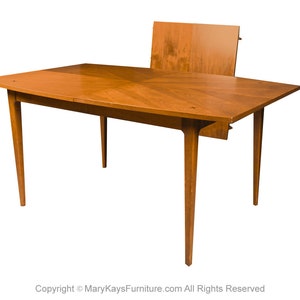 Mid Century Modern American of Martinsville Walnut Dining Table