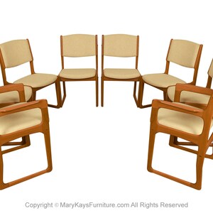 8 Mid-Century Modern Sculpted Teak Chairs Benny Linden image 3