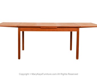 Danish Modern Teak Extendable Dining Table Vejle Stole Møbelfabrik