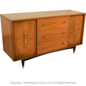 Mid-Century Credenza Dresser Cabinet image 10