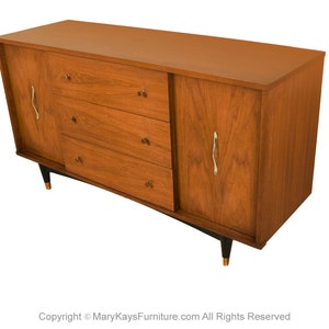 Mid-Century Credenza Dresser Cabinet image 7