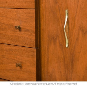 Mid-Century Credenza Dresser Cabinet image 9