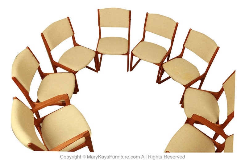 8 Mid-Century Modern Sculpted Teak Chairs Benny Linden image 4