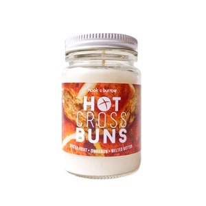 HOT CROSS BUNS soy wax candle 125 Millilitres