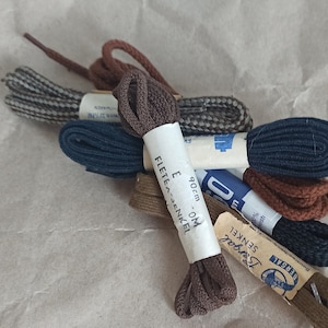 6 pairs of shoelaces / vintage shoelaces 60 cm and 90 cm / DDR shoelace set C)