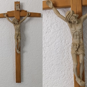 Vintage Kruzifix / religiöser Wandbehang / Jesus am Kreuz