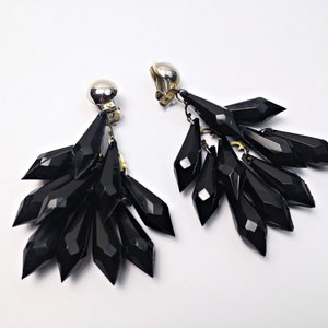 black vintage earring / long ear clips / costume jewelry