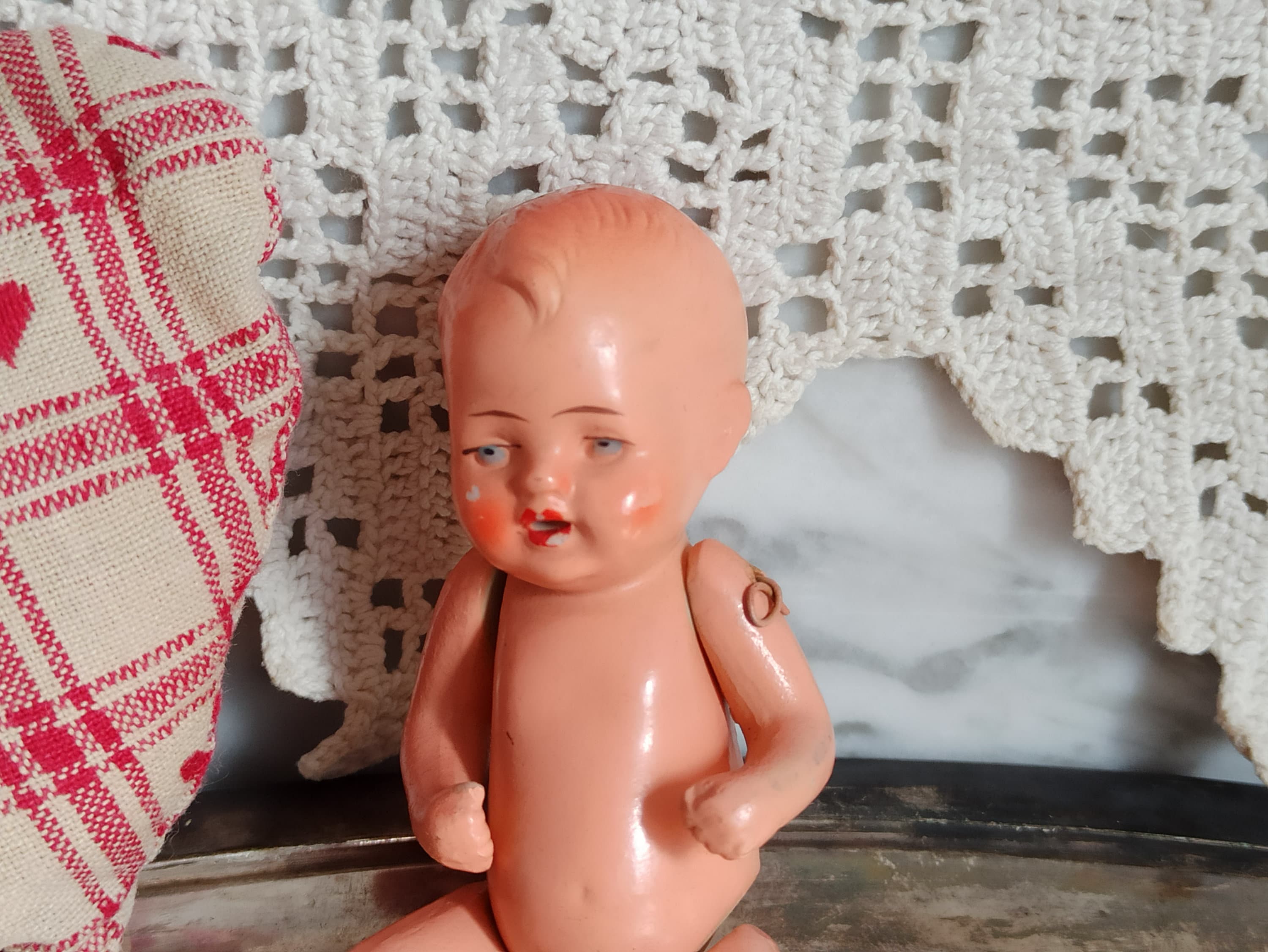 * antique baby doll ୨୧ * 小さな陶器製 の女の子 Vintage Ceramic Figurine Little Girl in Pigtails With Baby