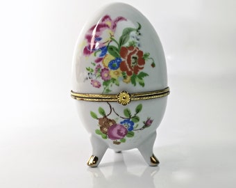 Porcelain egg box with lid and floral pattern / jewelry box / three-legged egg / jewelry egg / porcelain Easter egg / collector's egg / casket