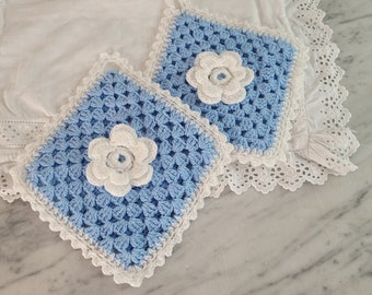 2 small potholders - a pair of crocheted potholders, dishcloths, handmade, country house