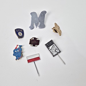 Pins from the GDR / FDJ / Pioneer / Children Badges / Sports and Games Mix 7 Pieces (B)