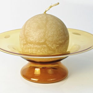 fine candlestick made of Lauscha glass / mouth-blown and free-formed / with inclusions / glass art
