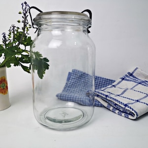 large preserving jar 2 liters / binding jar / grooved jar / storage jar / jar with lid / canning jar / vintage