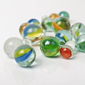 20 old marbles made of Lauscha glass / Knippen / Swirl / Strudel glass art / mouth-blown / 1.5 cm