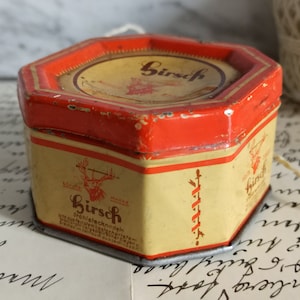 Vintage tin can / tin box / tin can pins / collector&#39;s tin