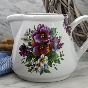Vintage jug / rare milk jug / porcelain jug / 1 liter