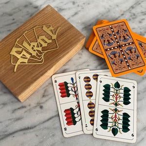 Carte Skat vintage con scatola di legno / Altenburger Skat, carte Skat con patina / Gioco di carte, carte da gioco / Mazzo tedesco o immagine / Mazzo da 32 carte